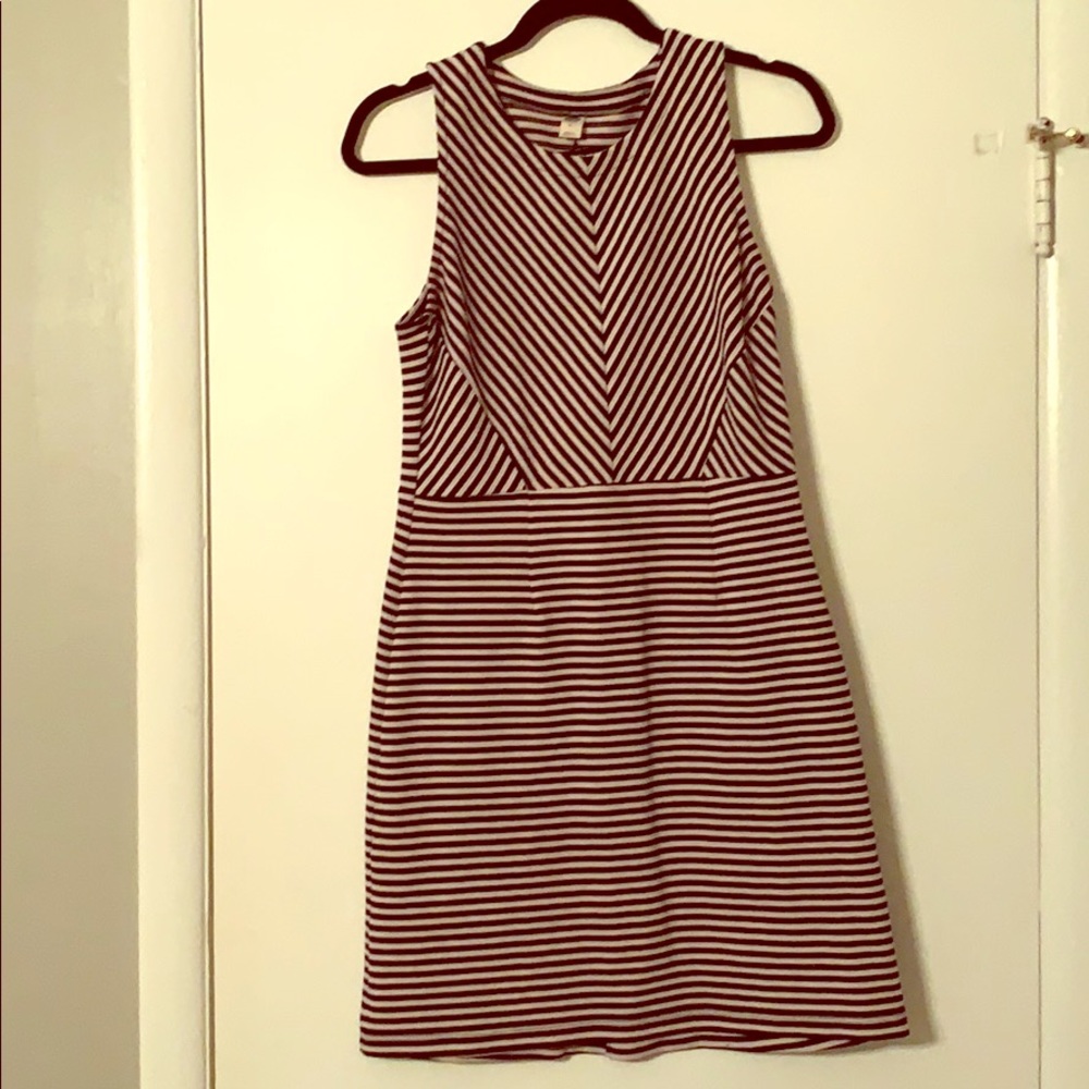 Black and white old navy dress